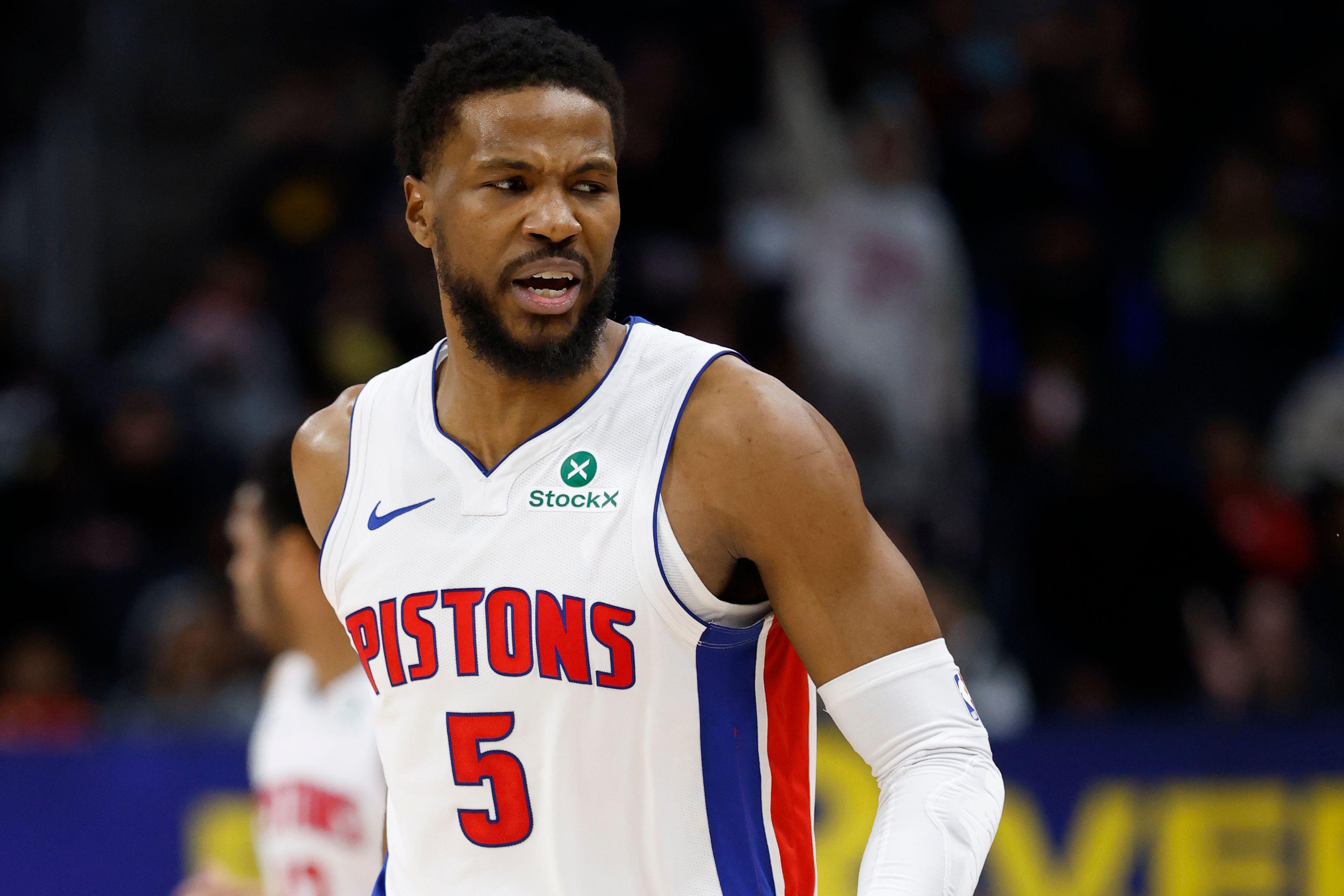 美记：针对比斯利非法投资比赛的指控，联盟正在进行内部调查