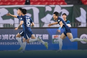 苏东：国安上半场巴萨附体随心所欲，下半场三镇冲击边路抢到1分